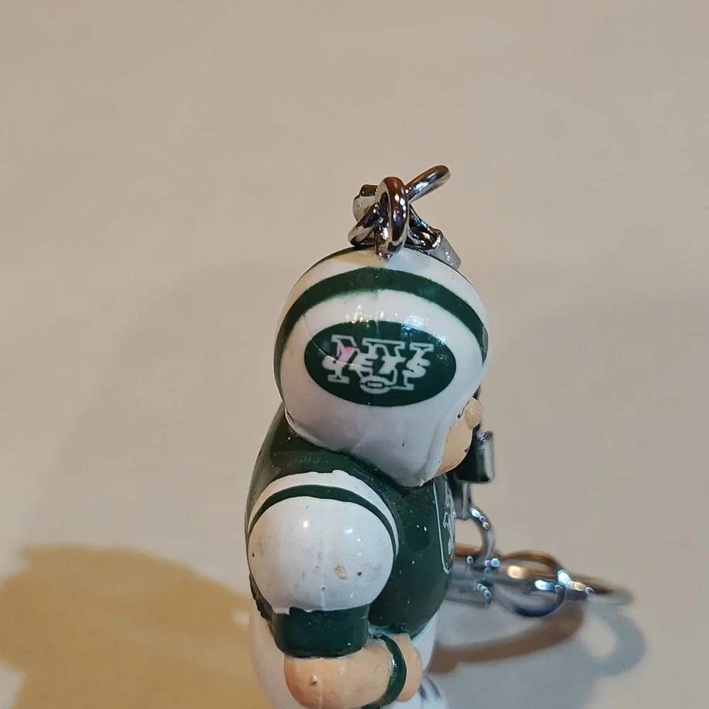 NFL New York Jets Lil Sports Brat Keychain, NEW PLAYER Vintage 80s 1987 Football